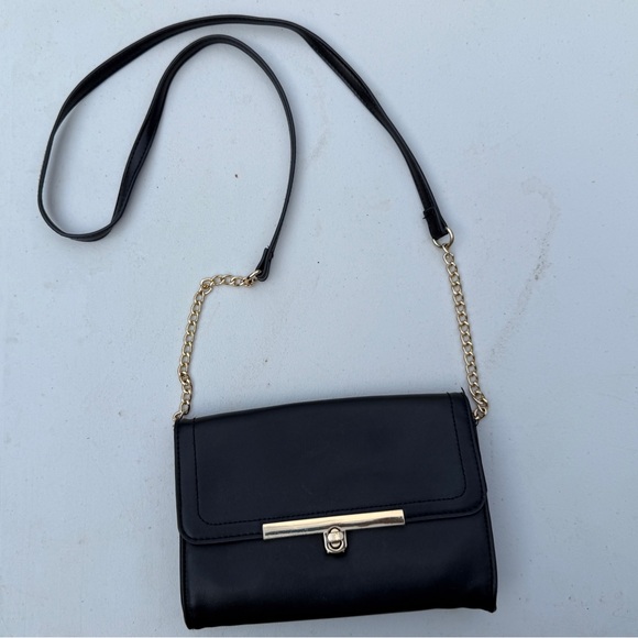 a new day Handbags - a new day Black Crossbody Bag with Gold Chain